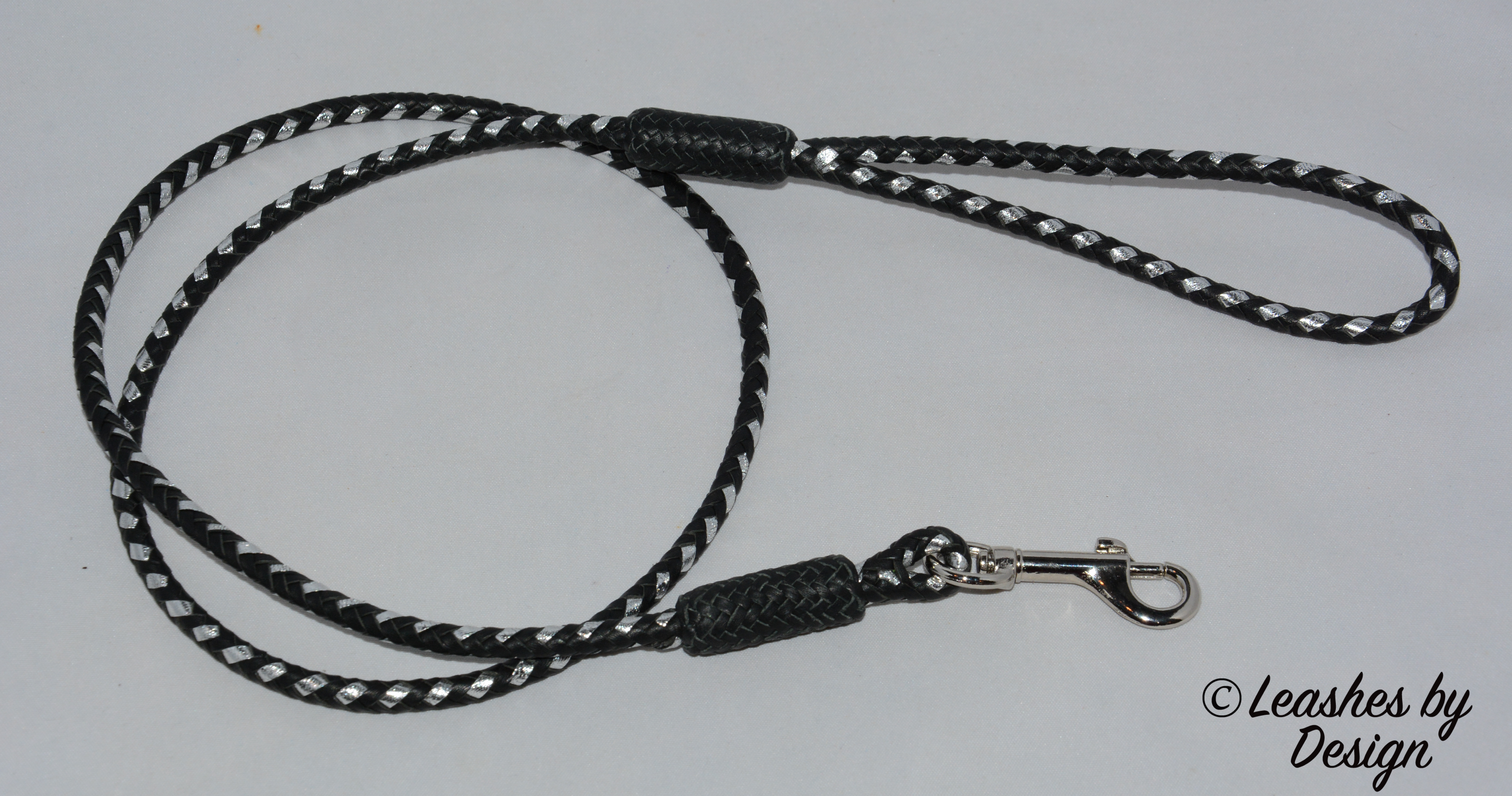  8 strands - black and silver 